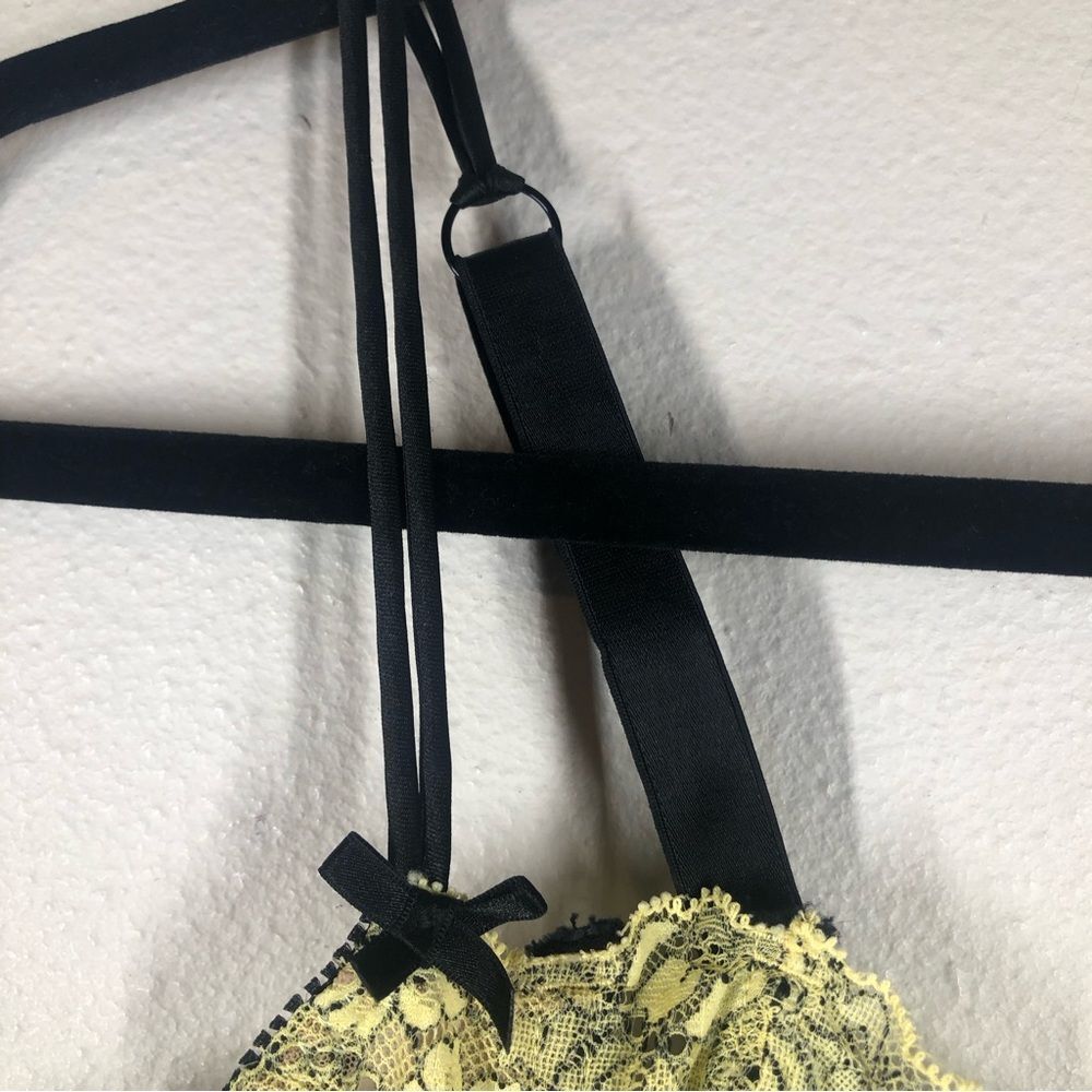 Victoria’s Secret Y2K Lace Boned Balconette Bra Yellow Black Vintage 36C - Picture 2 of 6
